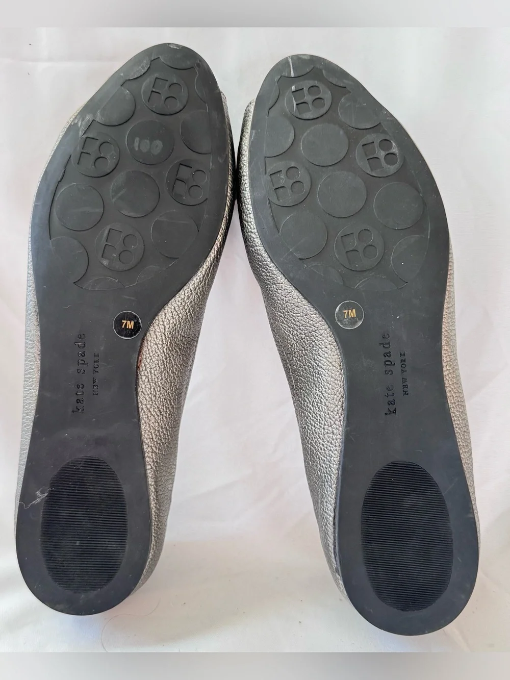 Kate Spade New York Metallic Grey Leather Peep-Toe Flats Dress Shoes Women Sz 7